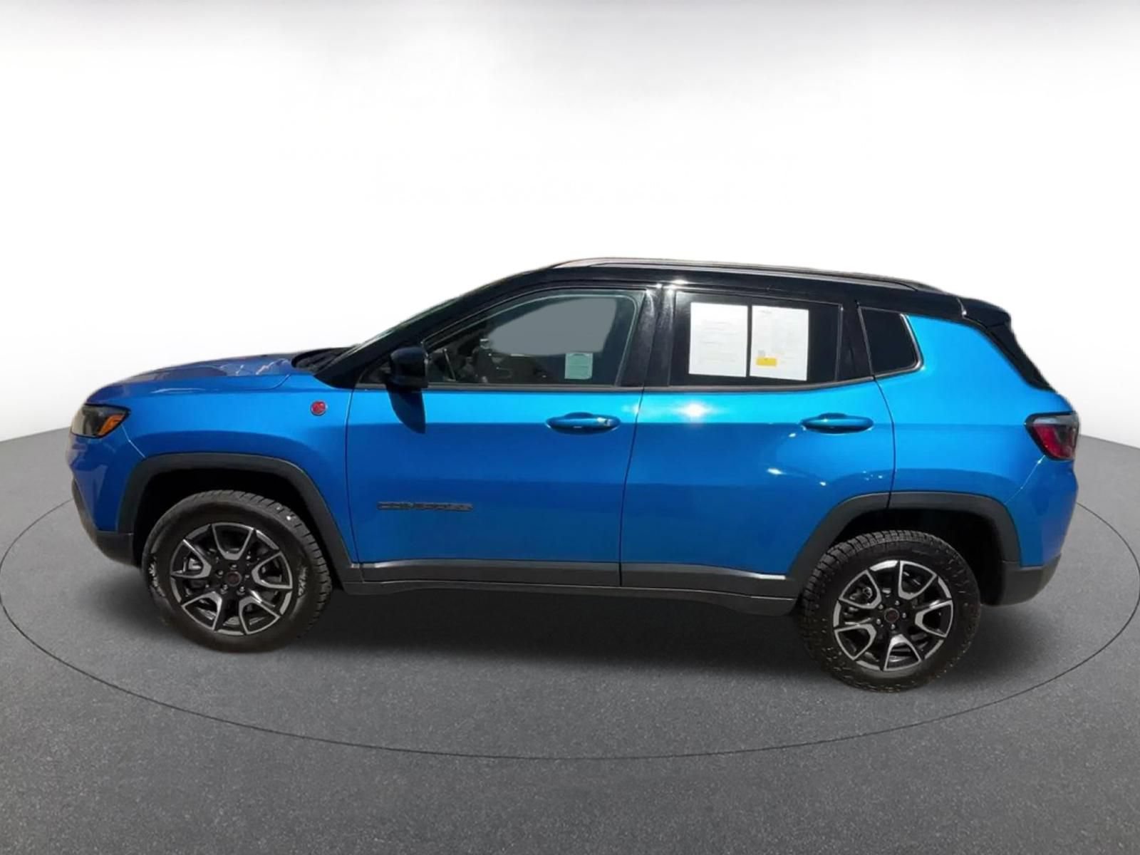 Thumbnail: 2025 Jeep Compass - 8