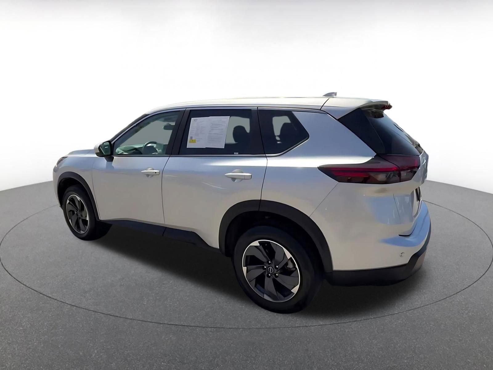 Thumbnail: 2025 Nissan Rogue - 10