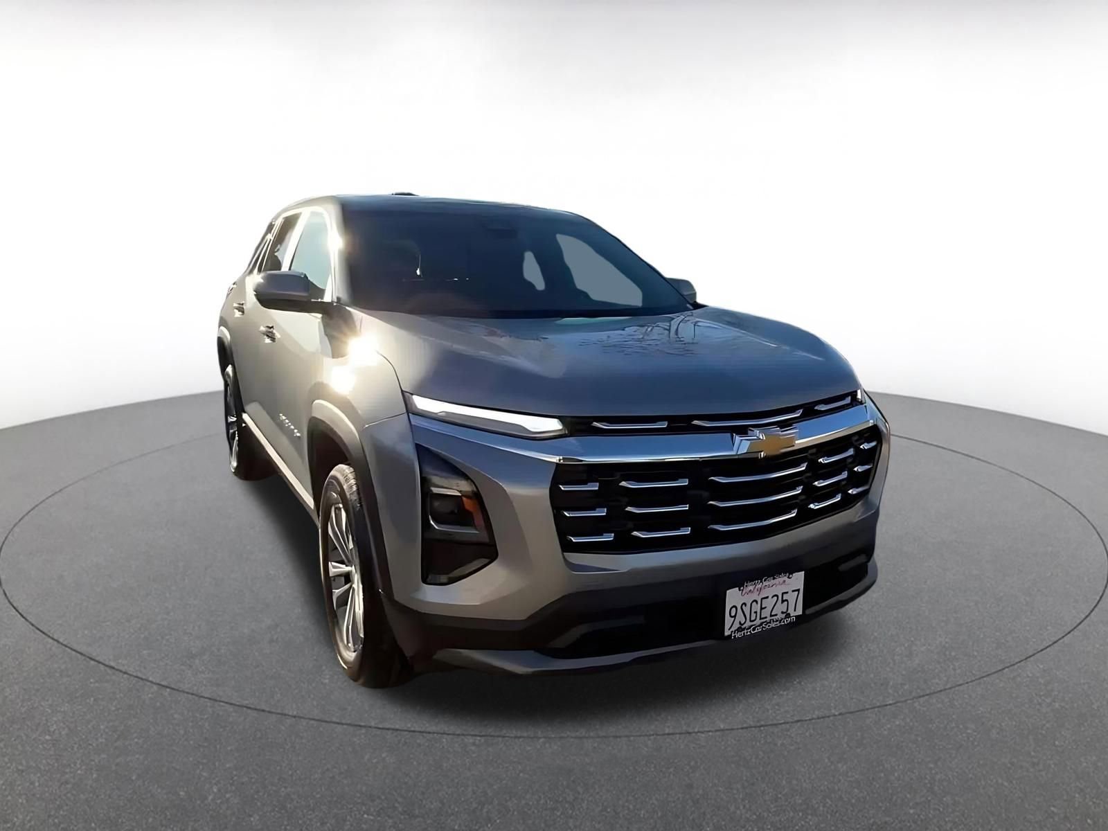 Thumbnail: 2025 Chevrolet Equinox - 3