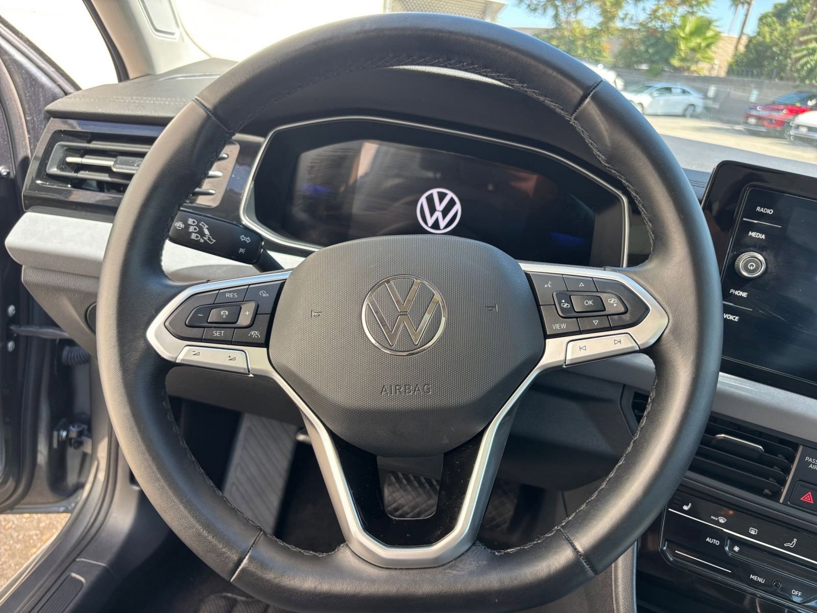 Thumbnail: 2025 Volkswagen Jetta - 28