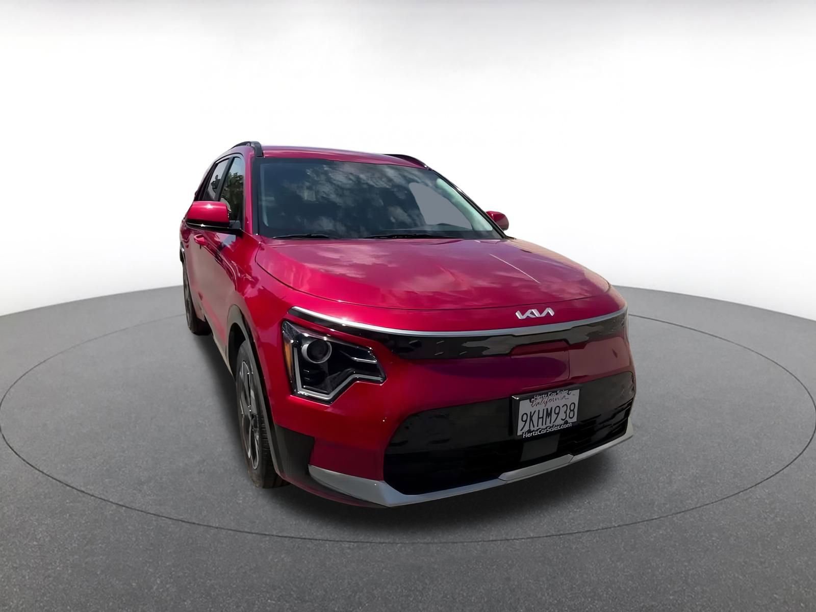 Thumbnail: 2023 Kia Niro - 3