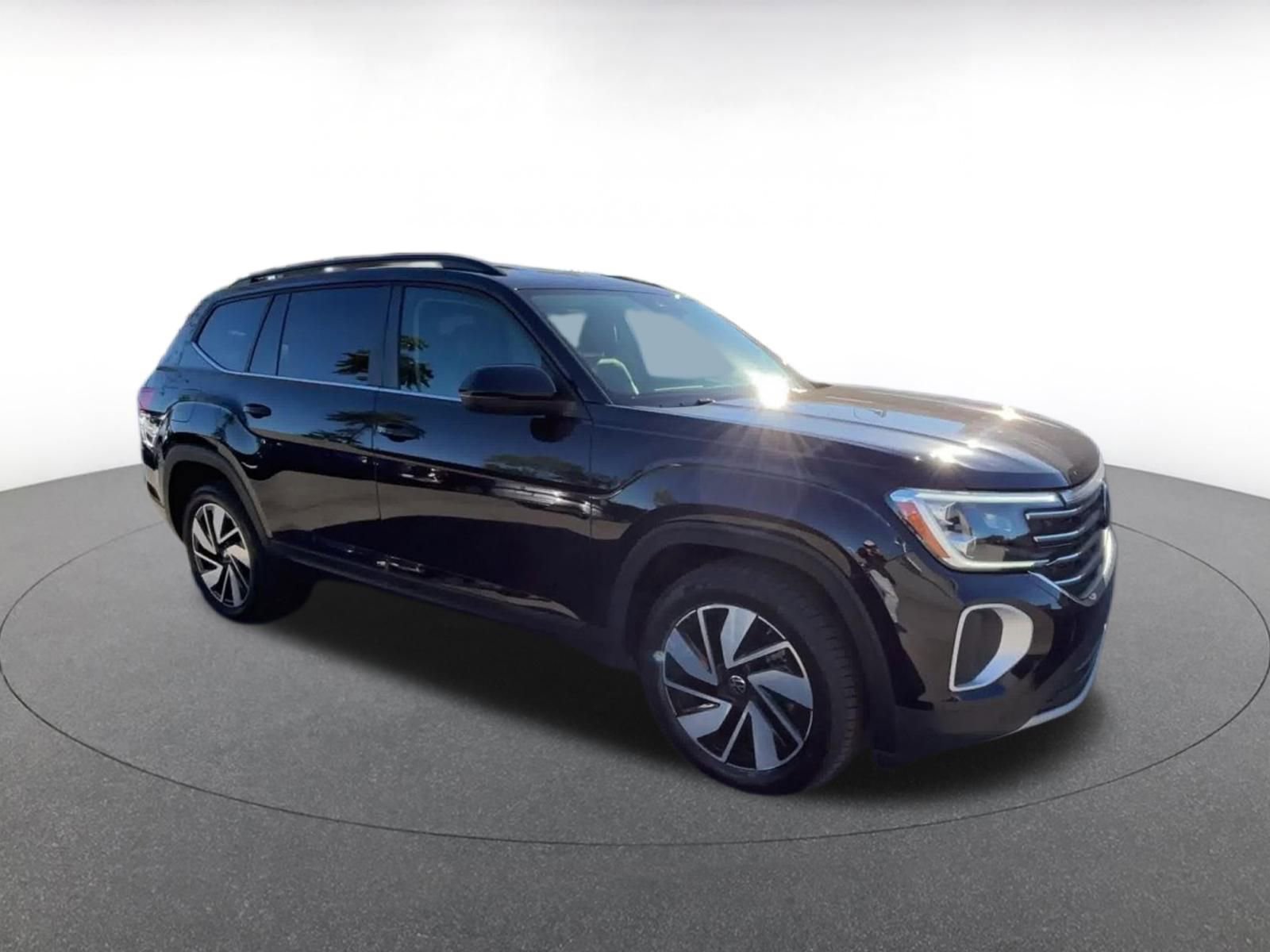 Thumbnail: 2025 Volkswagen Atlas - 2