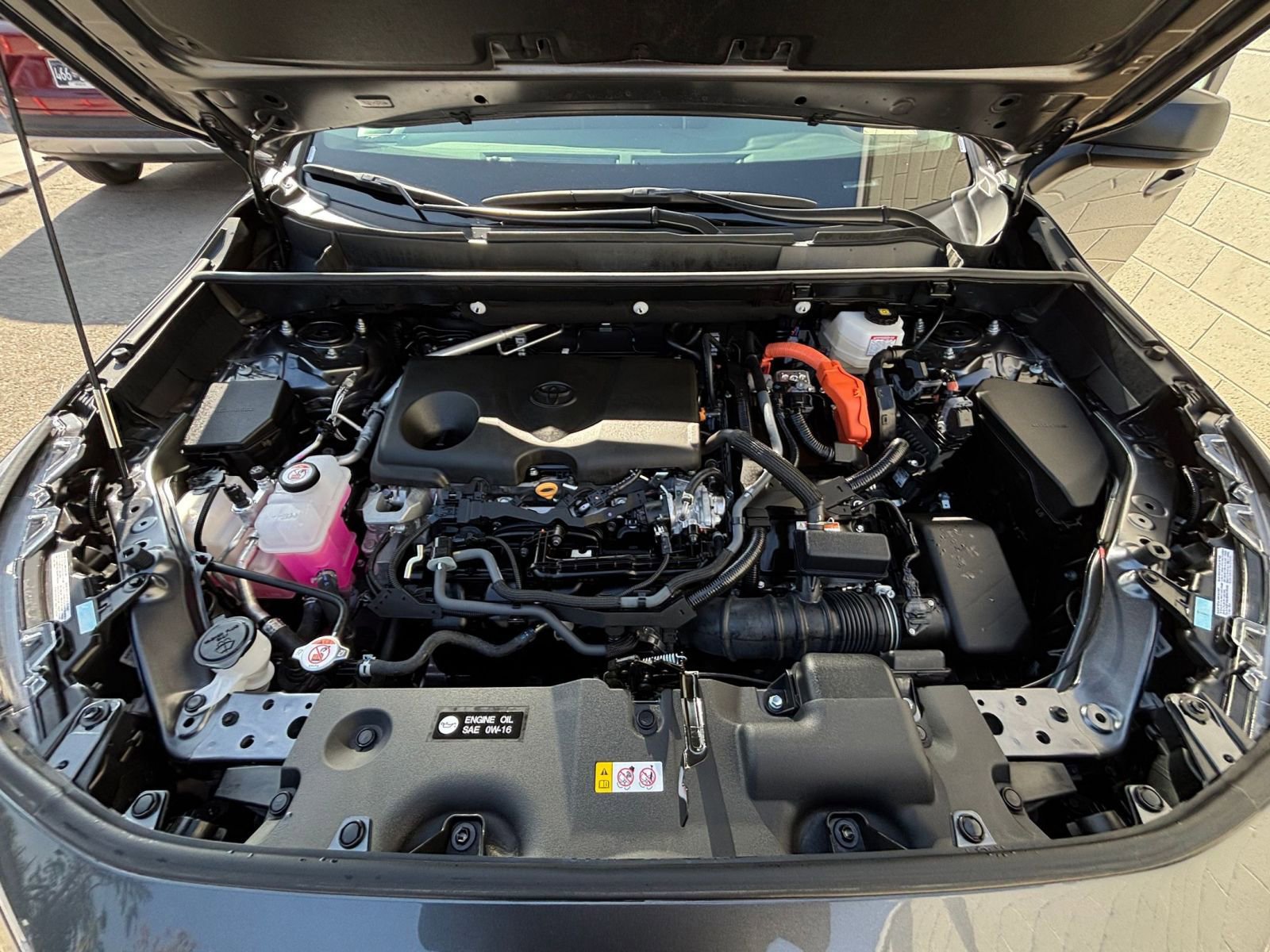 Thumbnail: 2025 Toyota RAV4 - 32