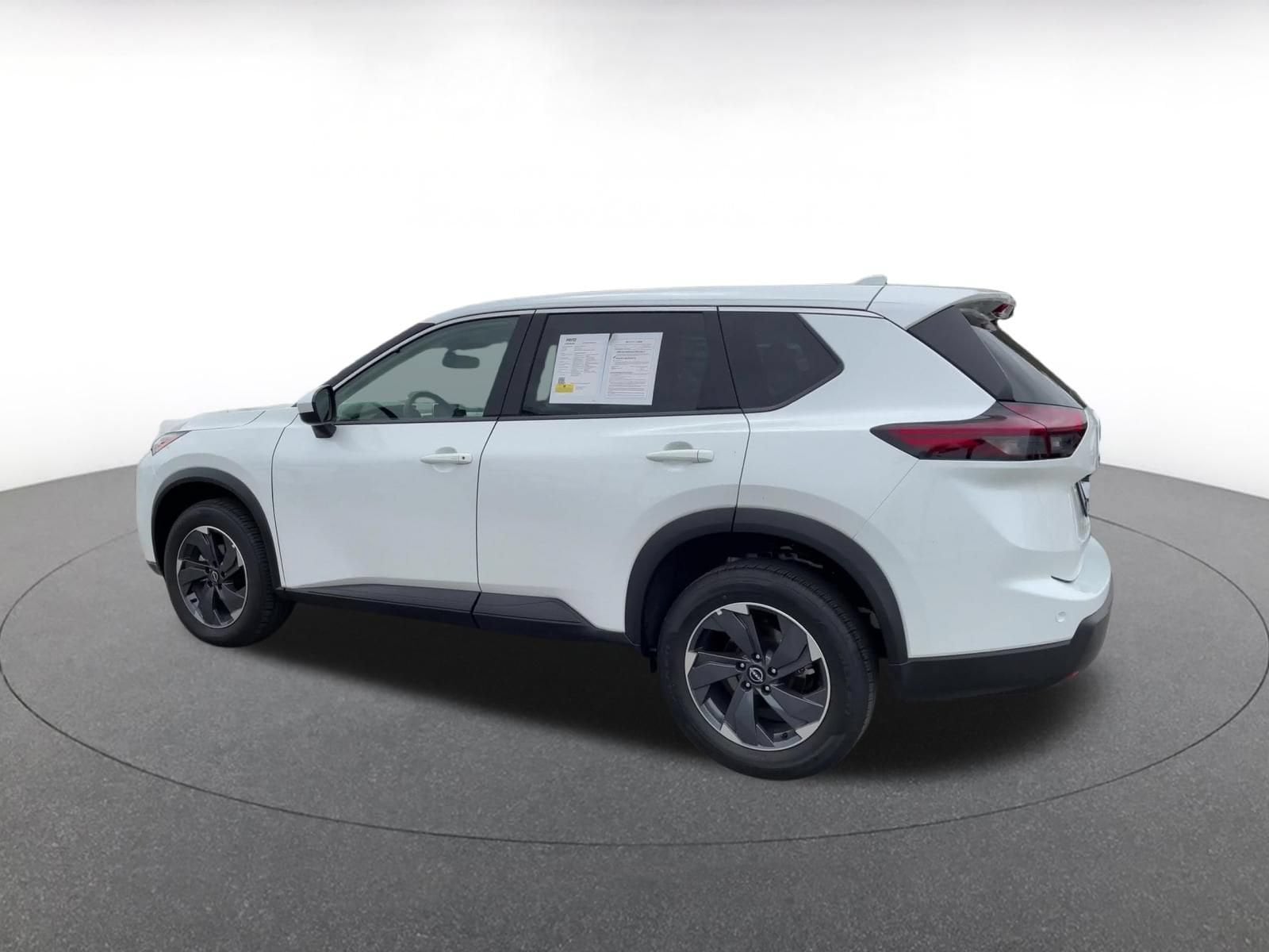 Thumbnail: 2025 Nissan Rogue - 10