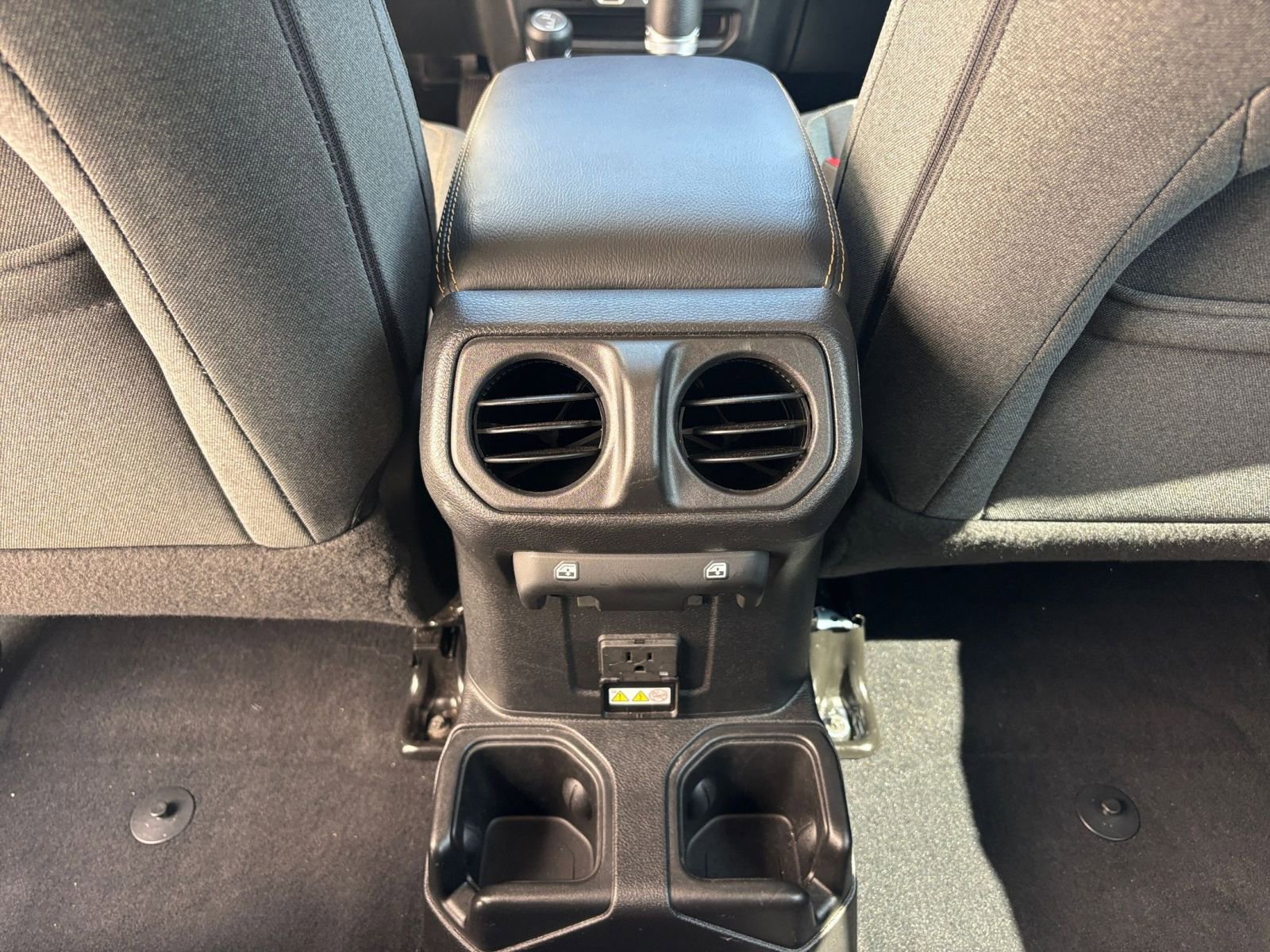 Thumbnail: 2025 Jeep Wrangler - 24