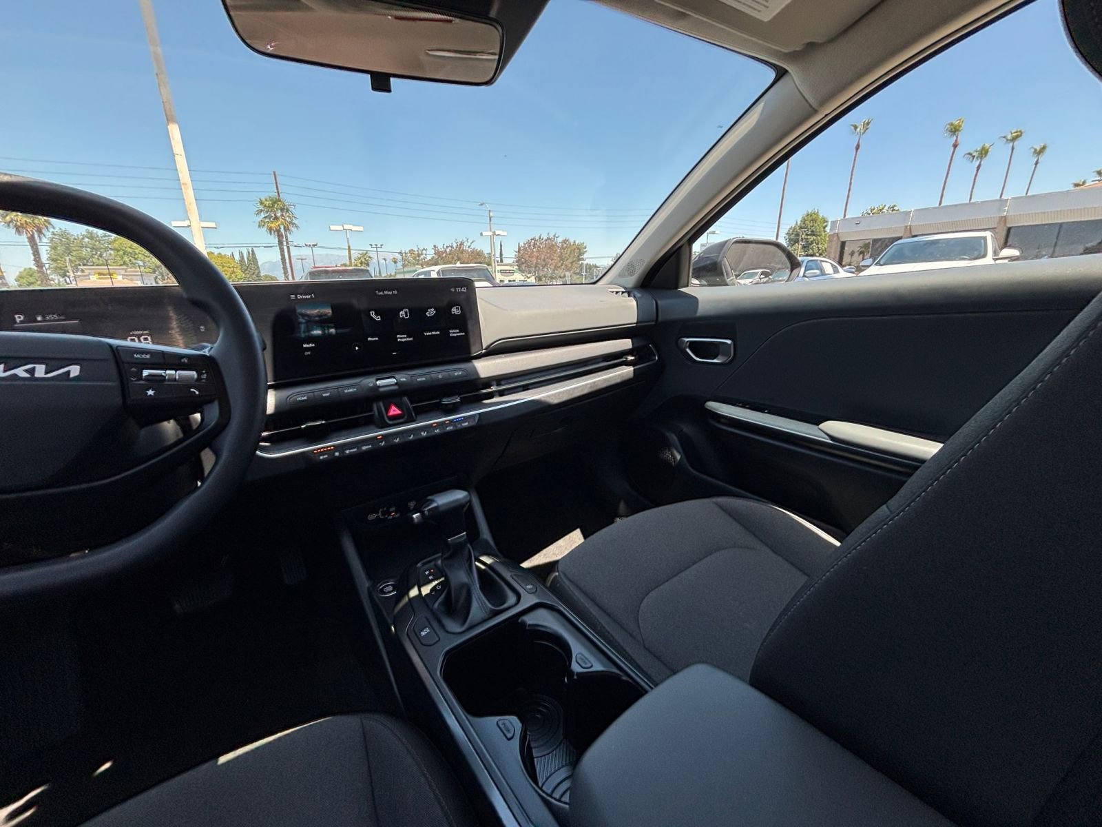 Thumbnail: 2025 Kia K4 - 35