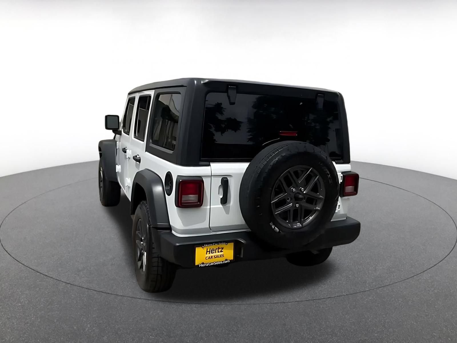 Thumbnail: 2025 Jeep Wrangler - 15