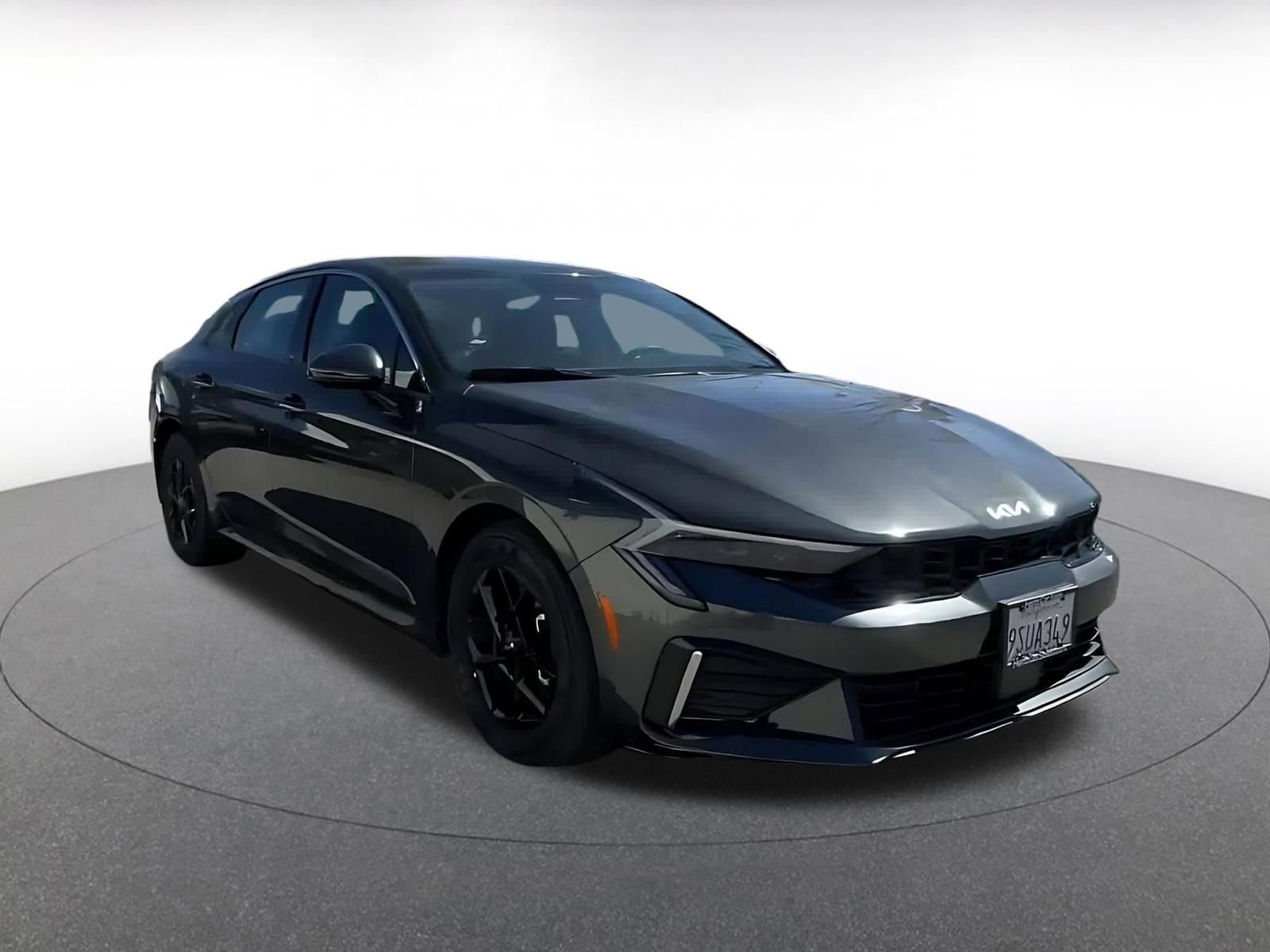 Thumbnail: 2025 Kia K5 - 3