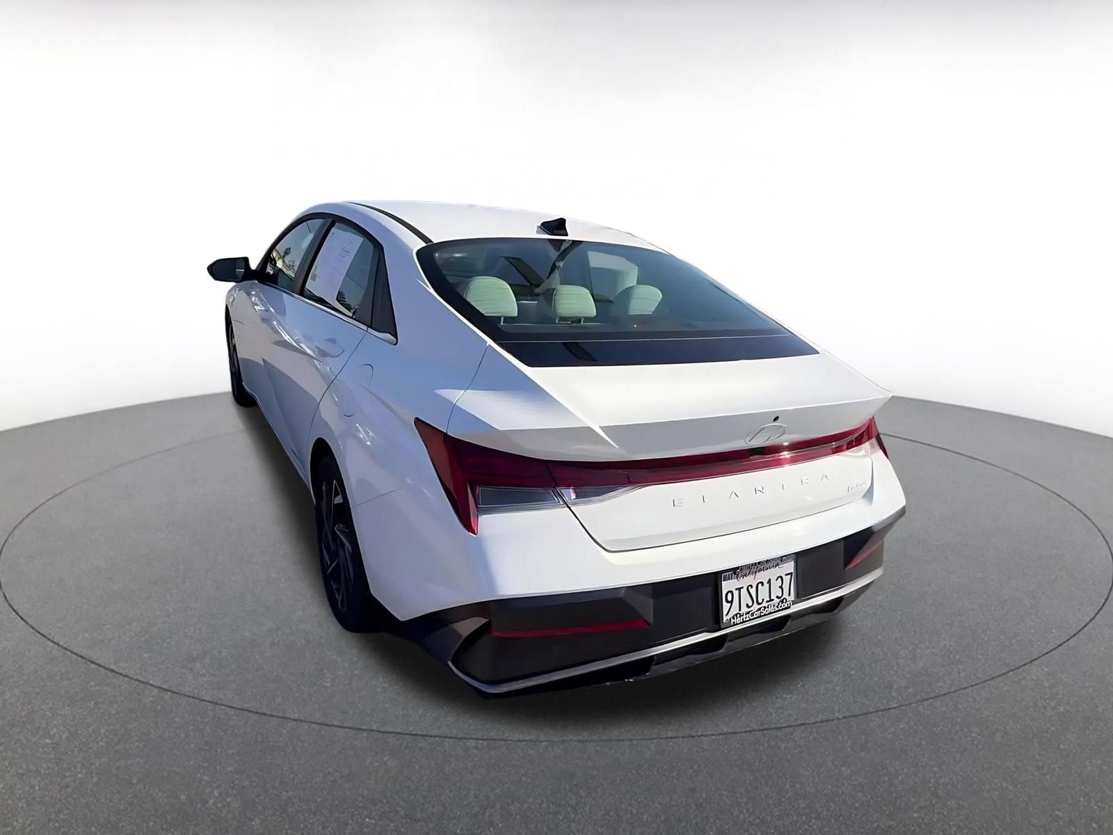 Thumbnail: 2025 Hyundai Elantra - 11