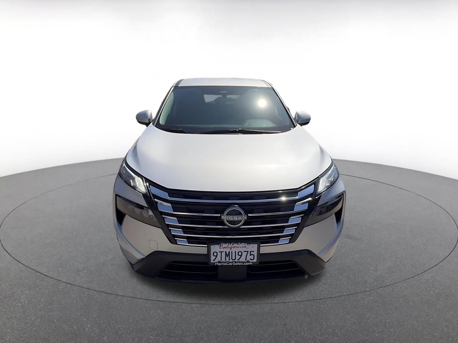 Thumbnail: 2025 Nissan Rogue - 4