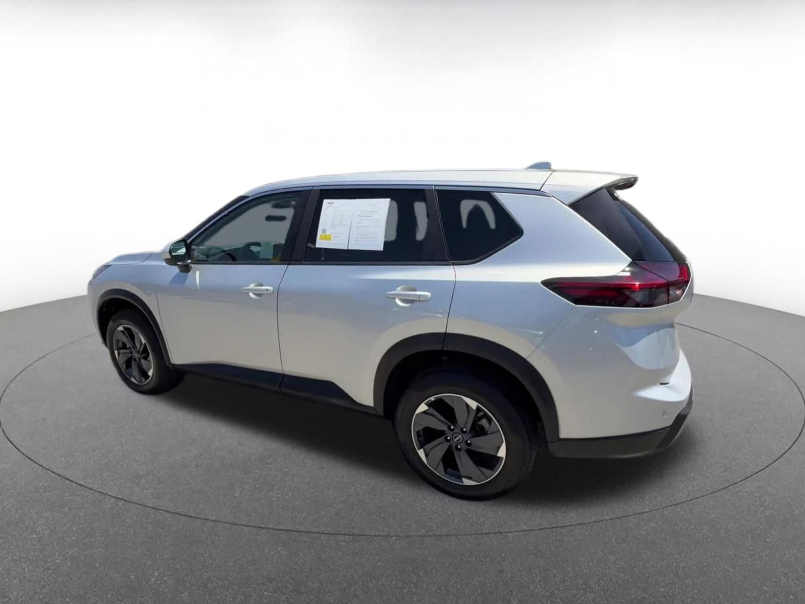 Thumbnail: 2025 Nissan Rogue - 10