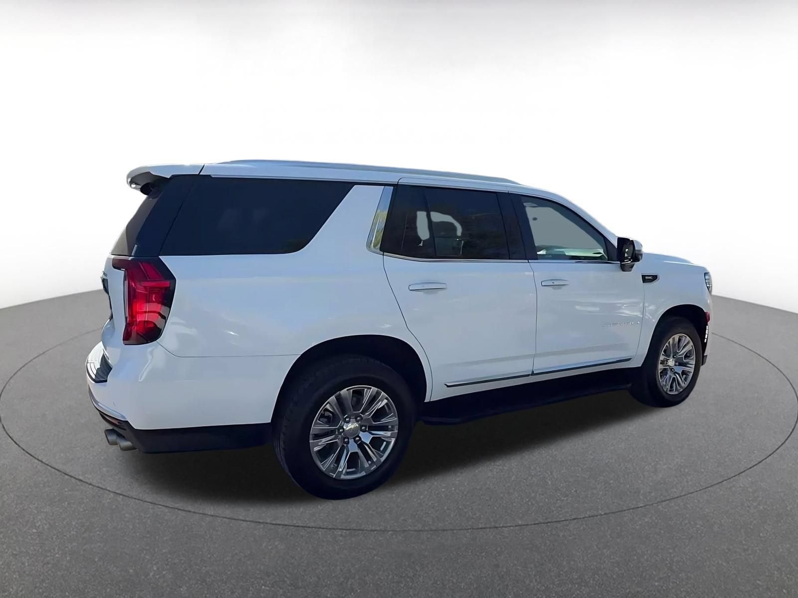 Thumbnail: 2023 GMC Yukon - 14