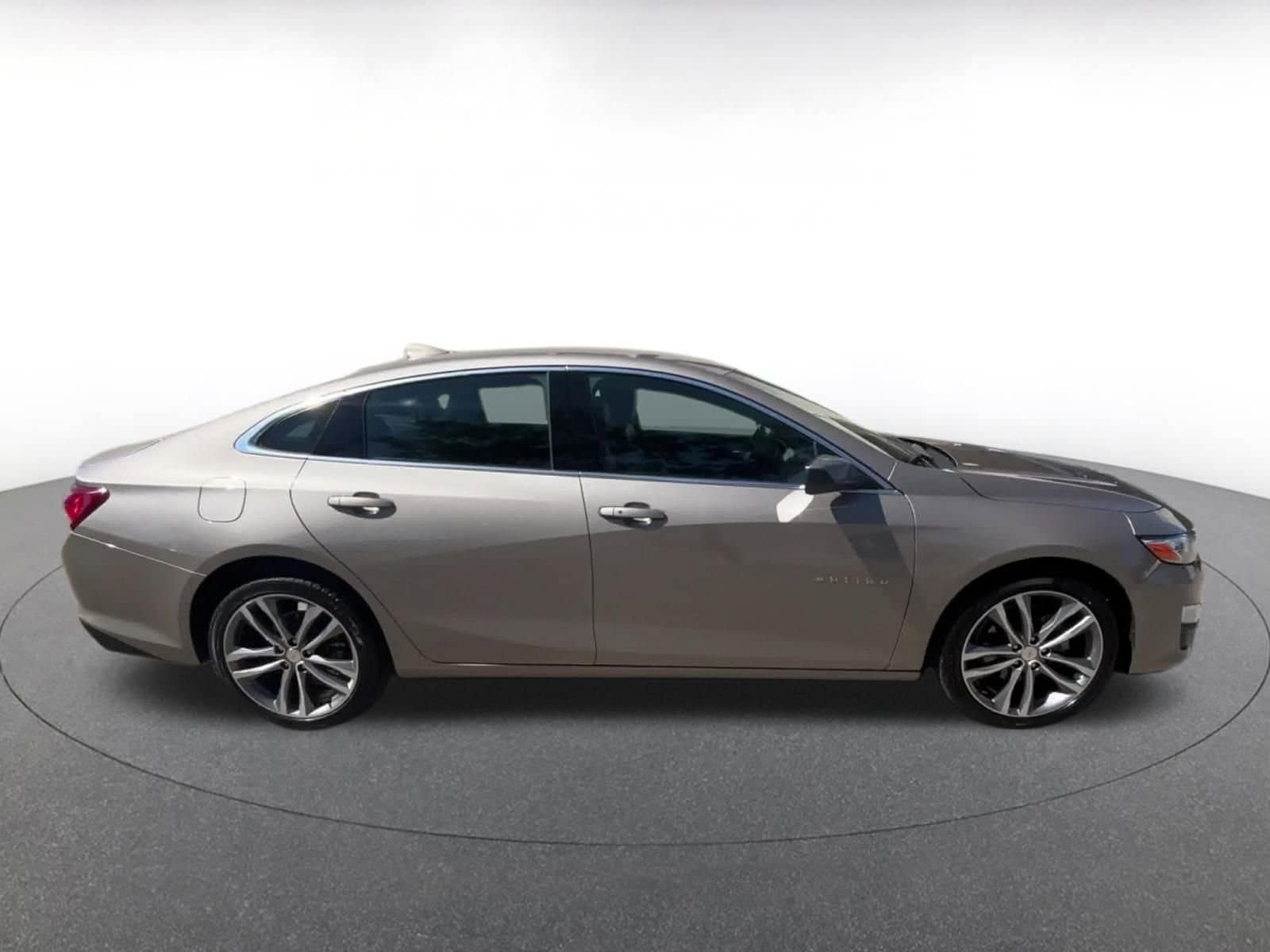 Thumbnail: 2024 Chevrolet Malibu - 16