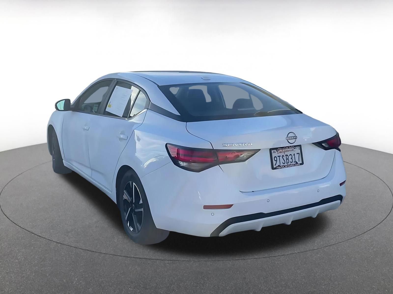 Thumbnail: 2025 Nissan Sentra - 11