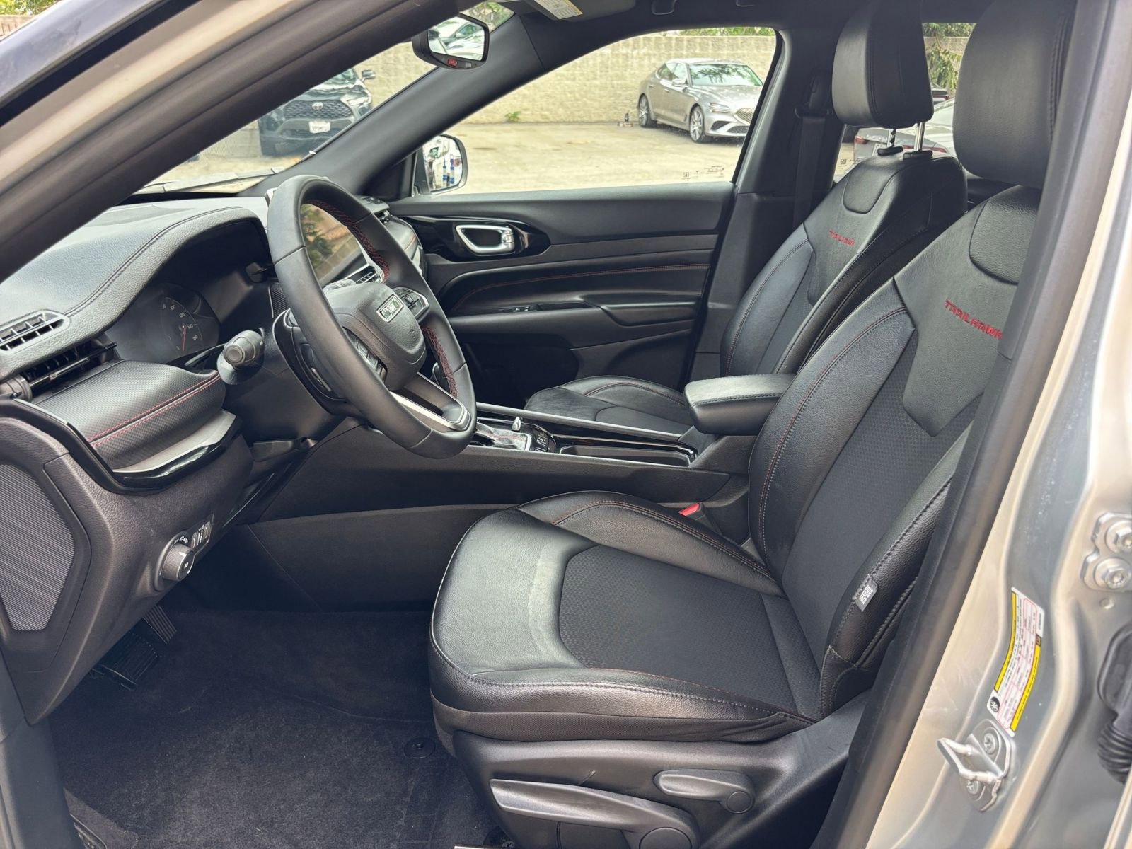 Thumbnail: 2025 Jeep Compass - 27