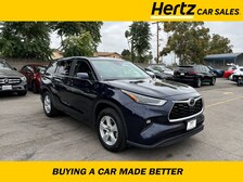 2023 Toyota Highlander LE -
                Riverside, CA