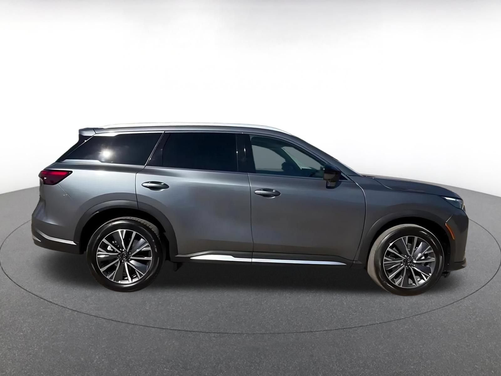 Thumbnail: 2026 INFINITI QX60 - 16