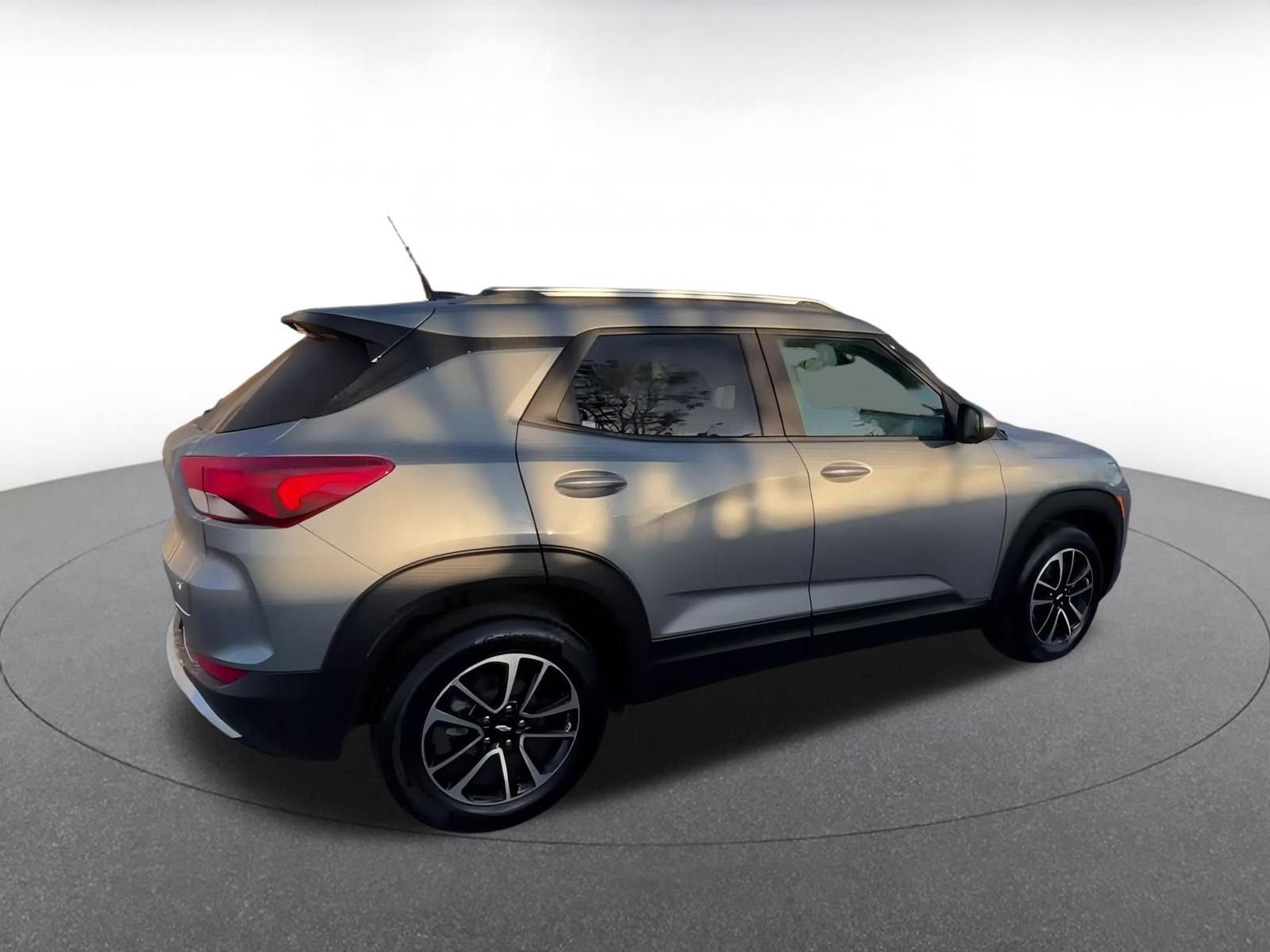 Thumbnail: 2025 Chevrolet TrailBlazer - 14