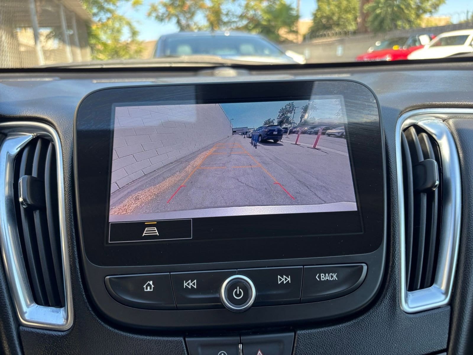 Thumbnail: 2024 Chevrolet Malibu - 17