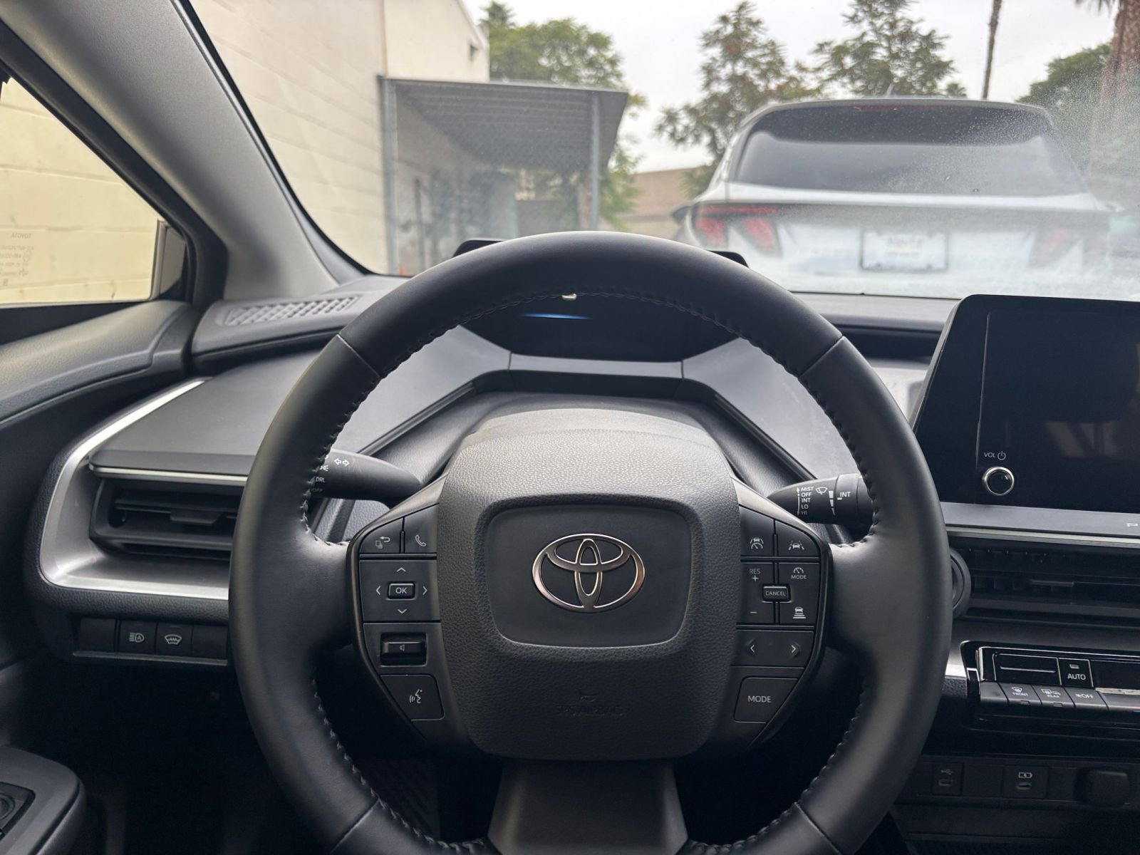 Thumbnail: 2025 Toyota Prius - 35