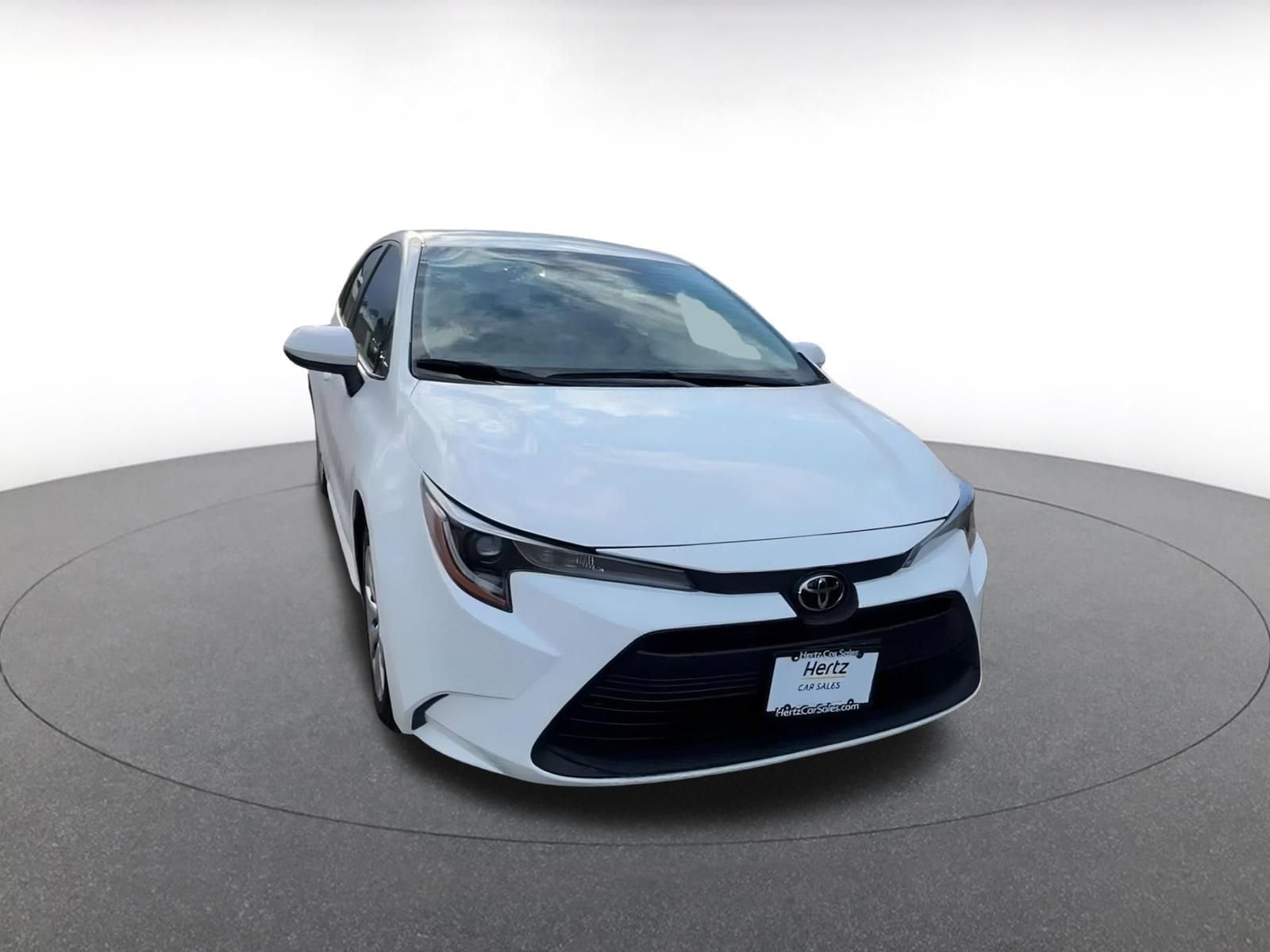 Thumbnail: 2025 Toyota Corolla - 3