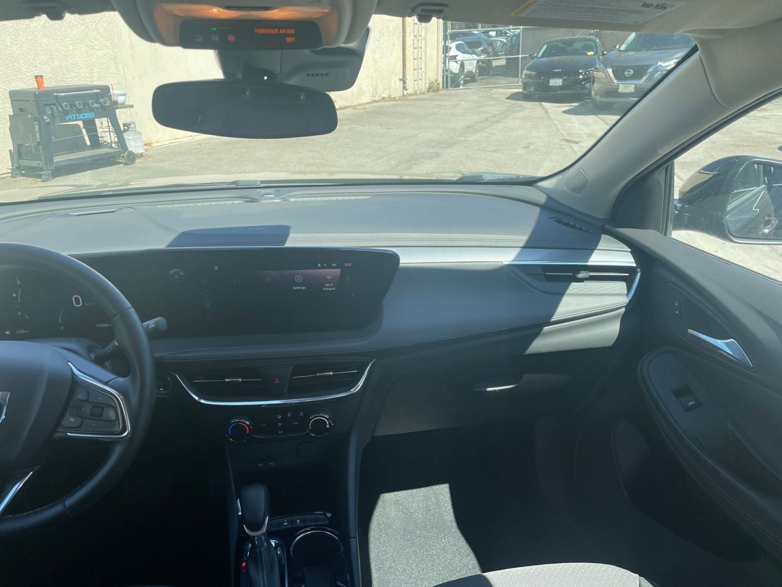 Thumbnail: 2025 Buick Encore GX - 34