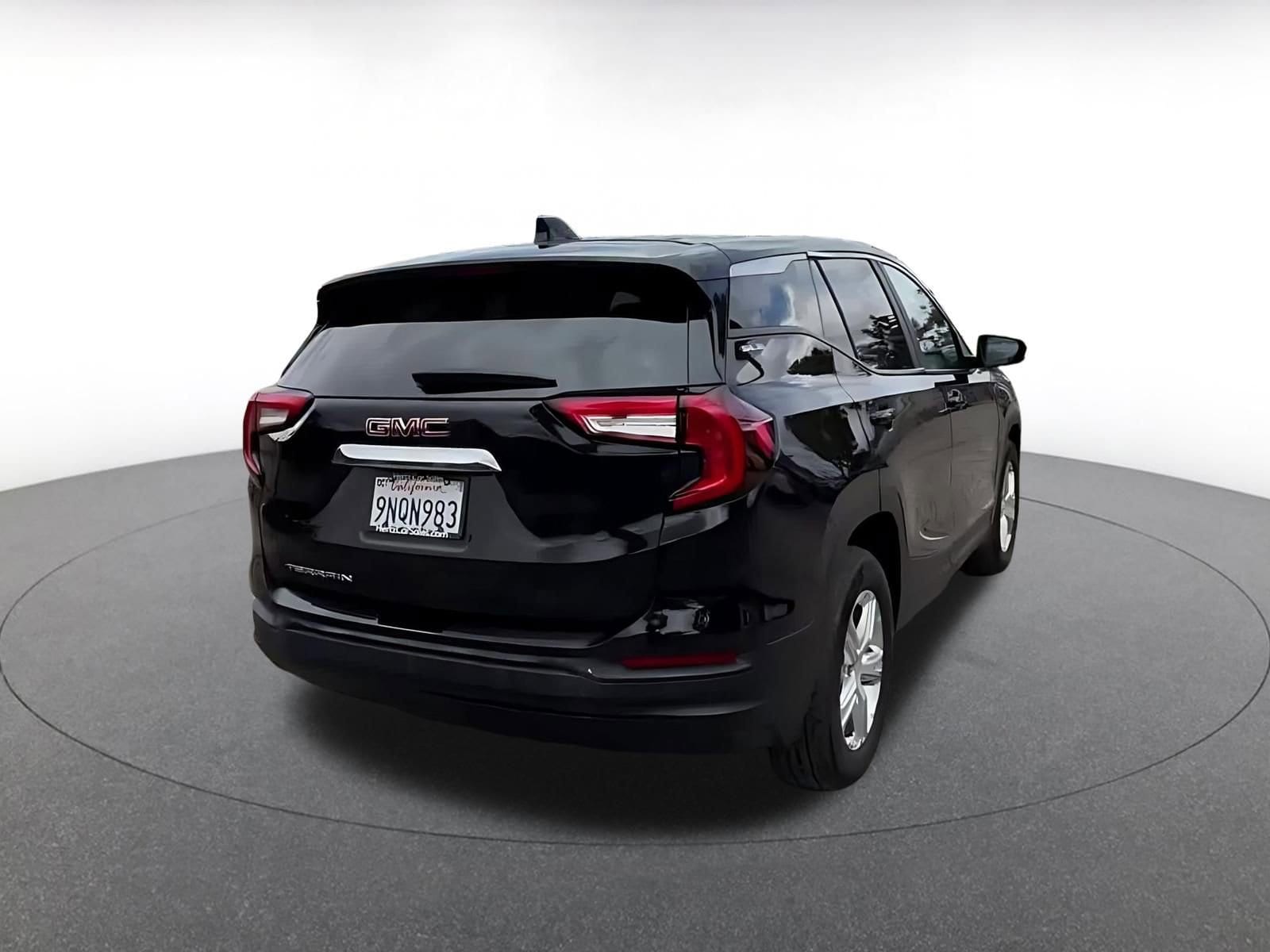Thumbnail: 2024 GMC Terrain - 14