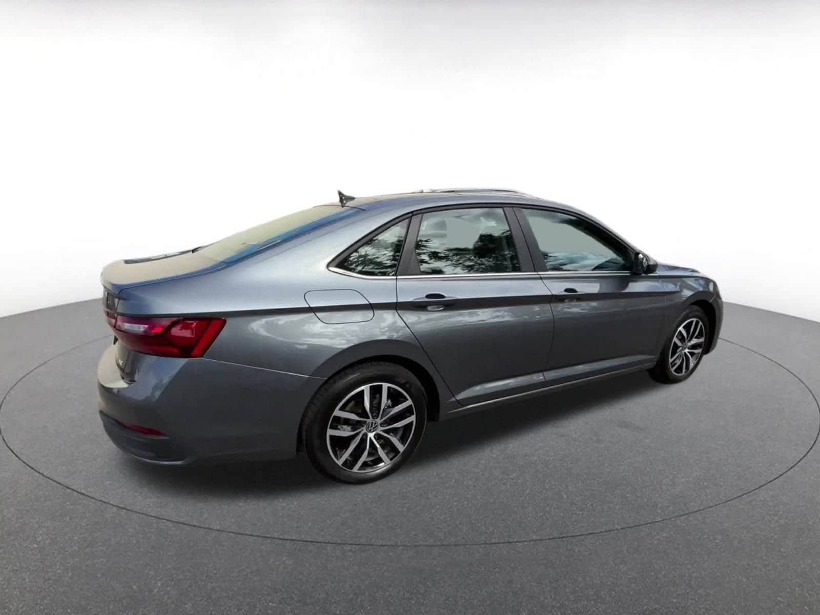 Thumbnail: 2025 Volkswagen Jetta - 14