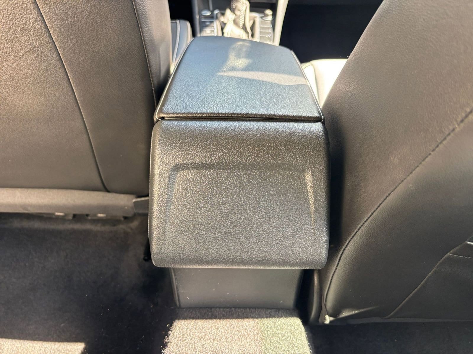 Thumbnail: 2025 Volkswagen Jetta - 24