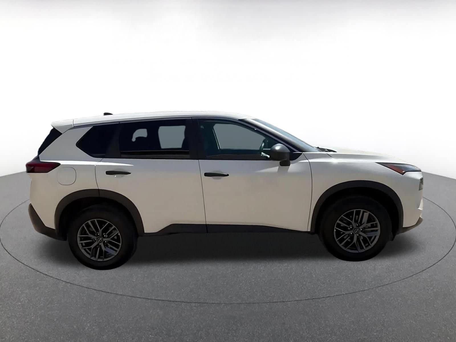 Thumbnail: 2023 Nissan Rogue - 16