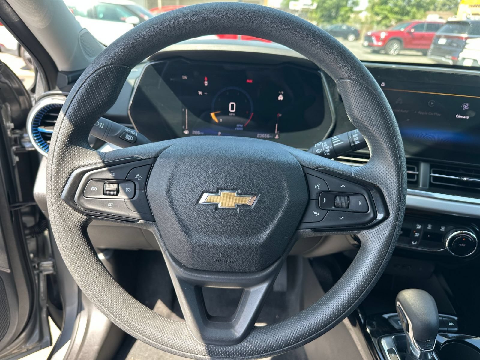 Thumbnail: 2025 Chevrolet Trax - 22