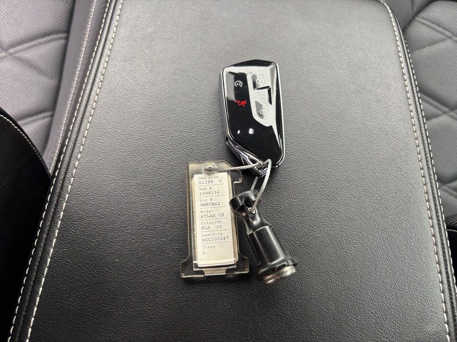 Thumbnail: 2025 Volkswagen Atlas - 22