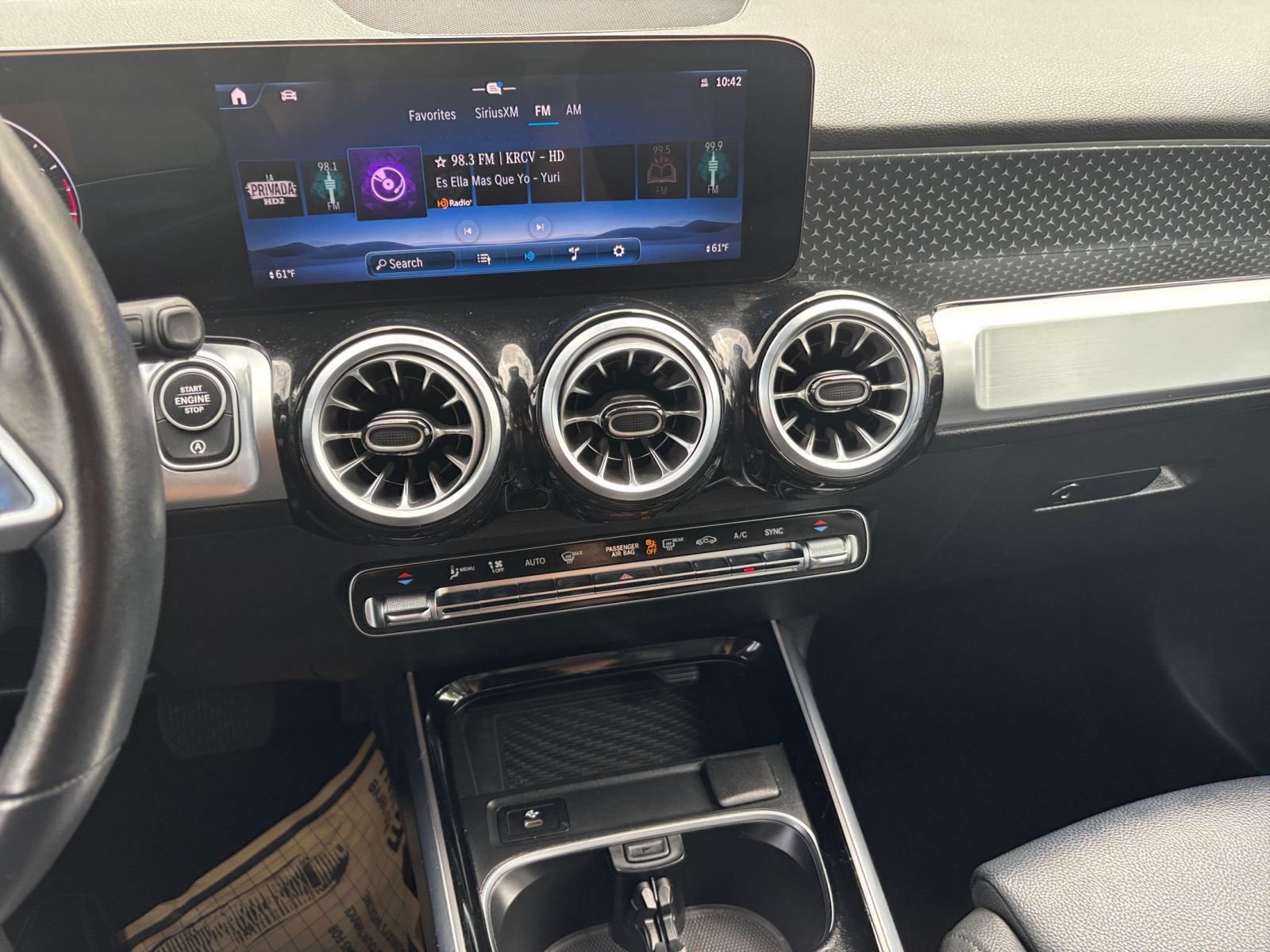 Thumbnail: 2025 Mercedes-Benz GLB - 16