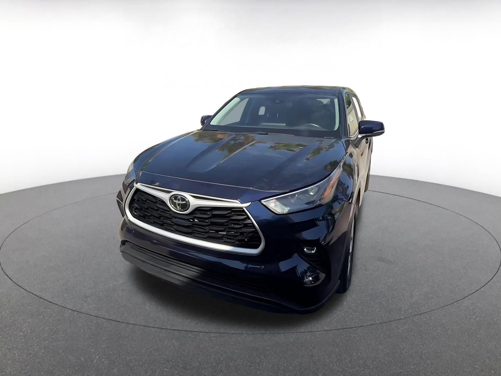 Thumbnail: 2025 Toyota Highlander - 7