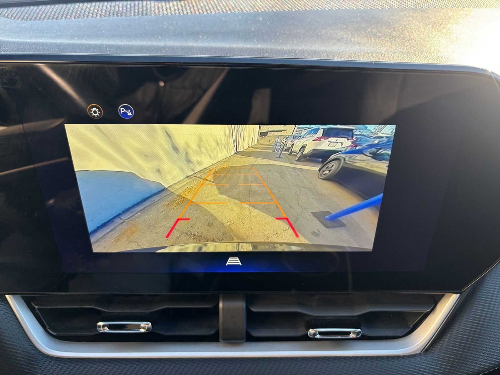 Thumbnail: 2025 Chevrolet Equinox - 17