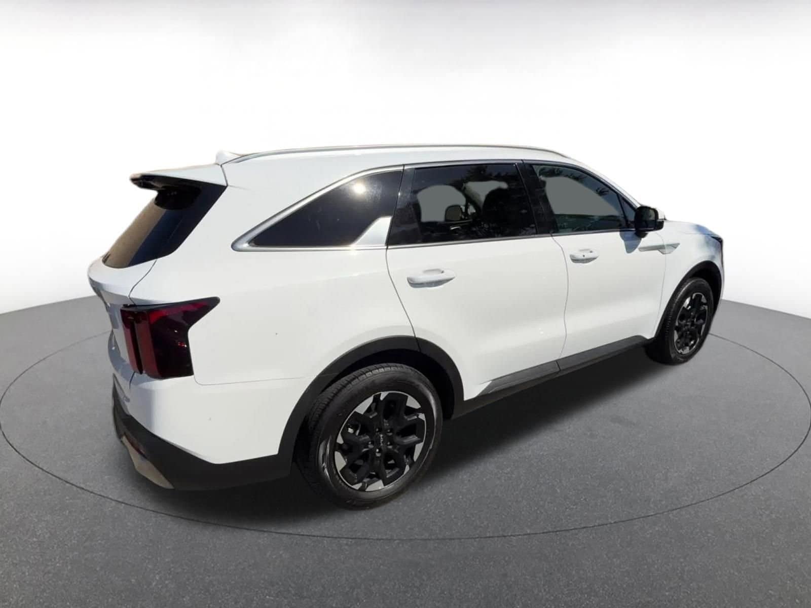 Thumbnail: 2024 Kia Sorento - 15