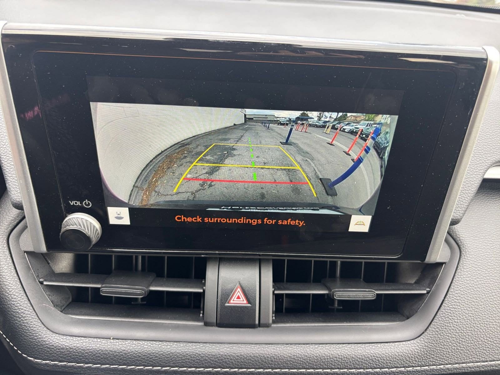 Thumbnail: 2025 Toyota RAV4 - 17