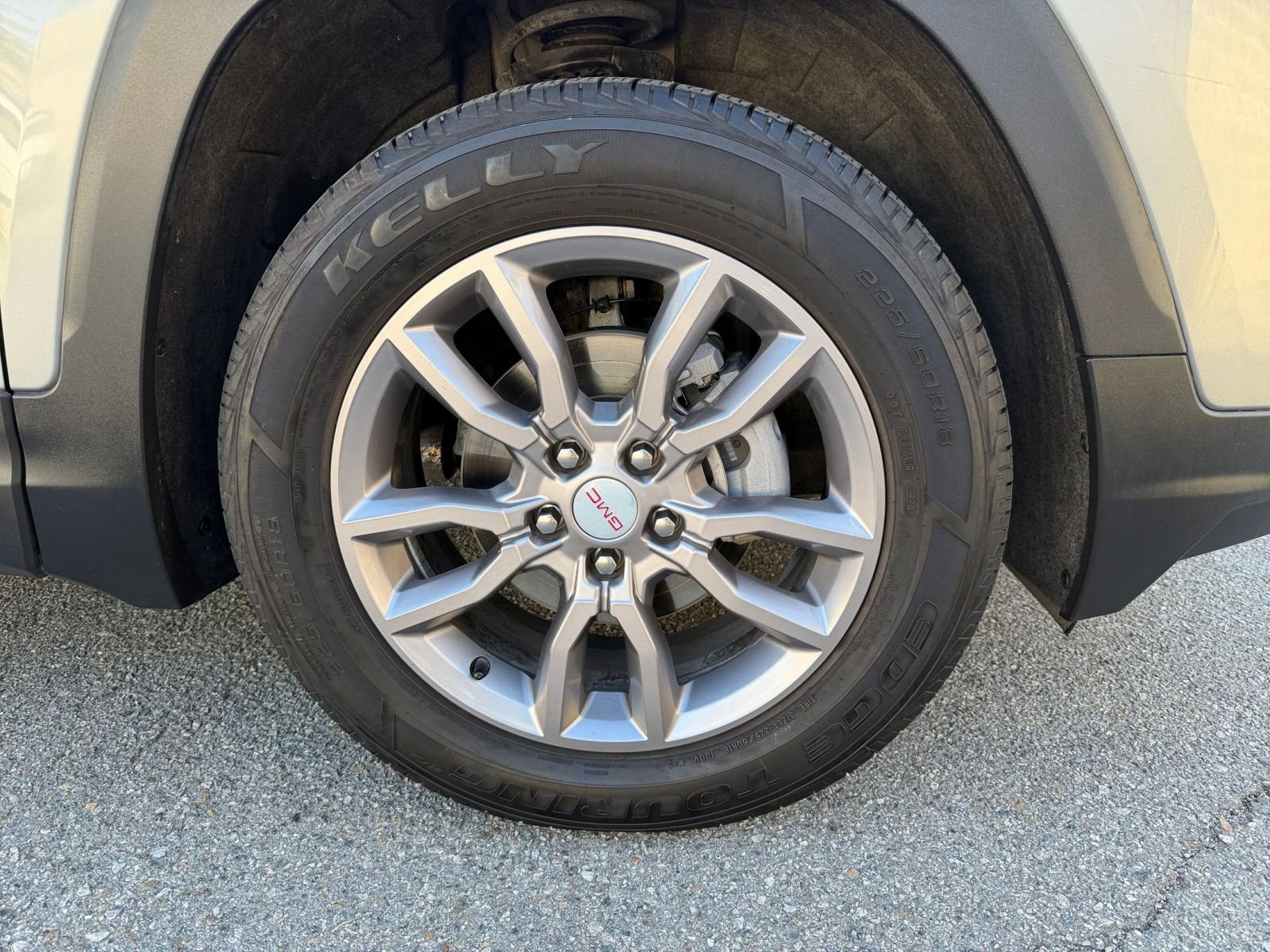 Thumbnail: 2024 GMC Terrain - 32