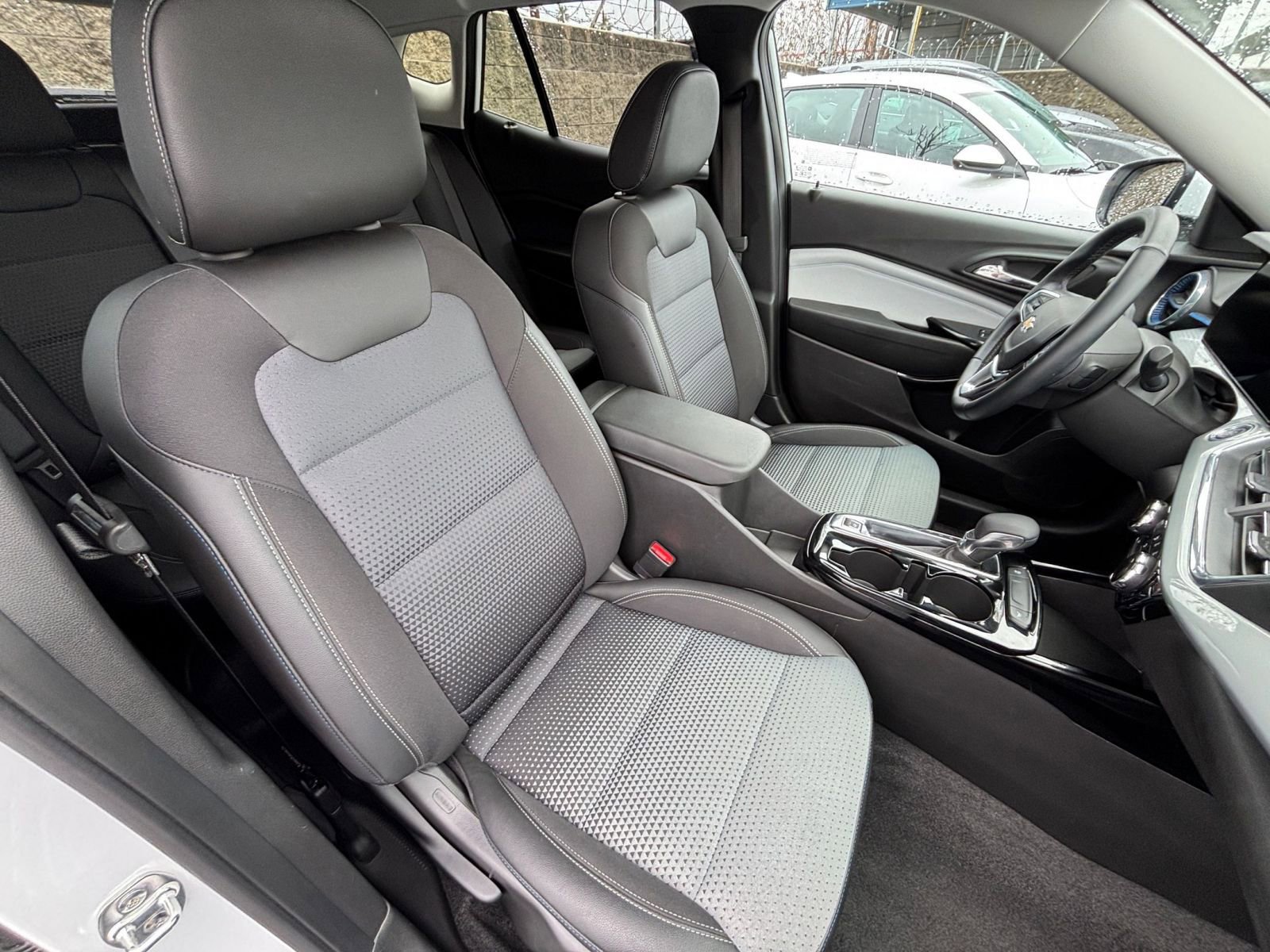 Thumbnail: 2025 Chevrolet Trax - 35