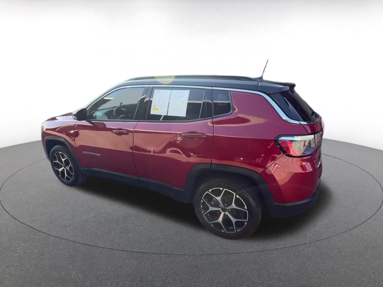 Thumbnail: 2025 Jeep Compass - 9