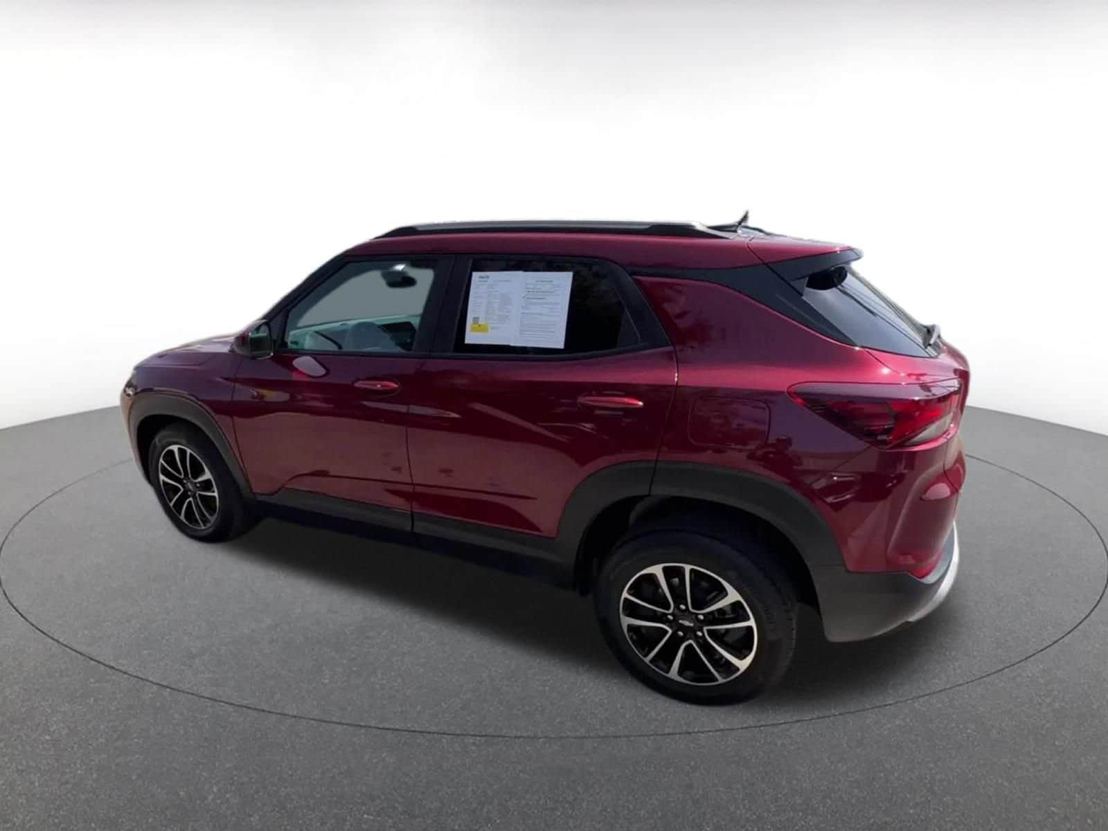 Thumbnail: 2025 Chevrolet TrailBlazer - 9