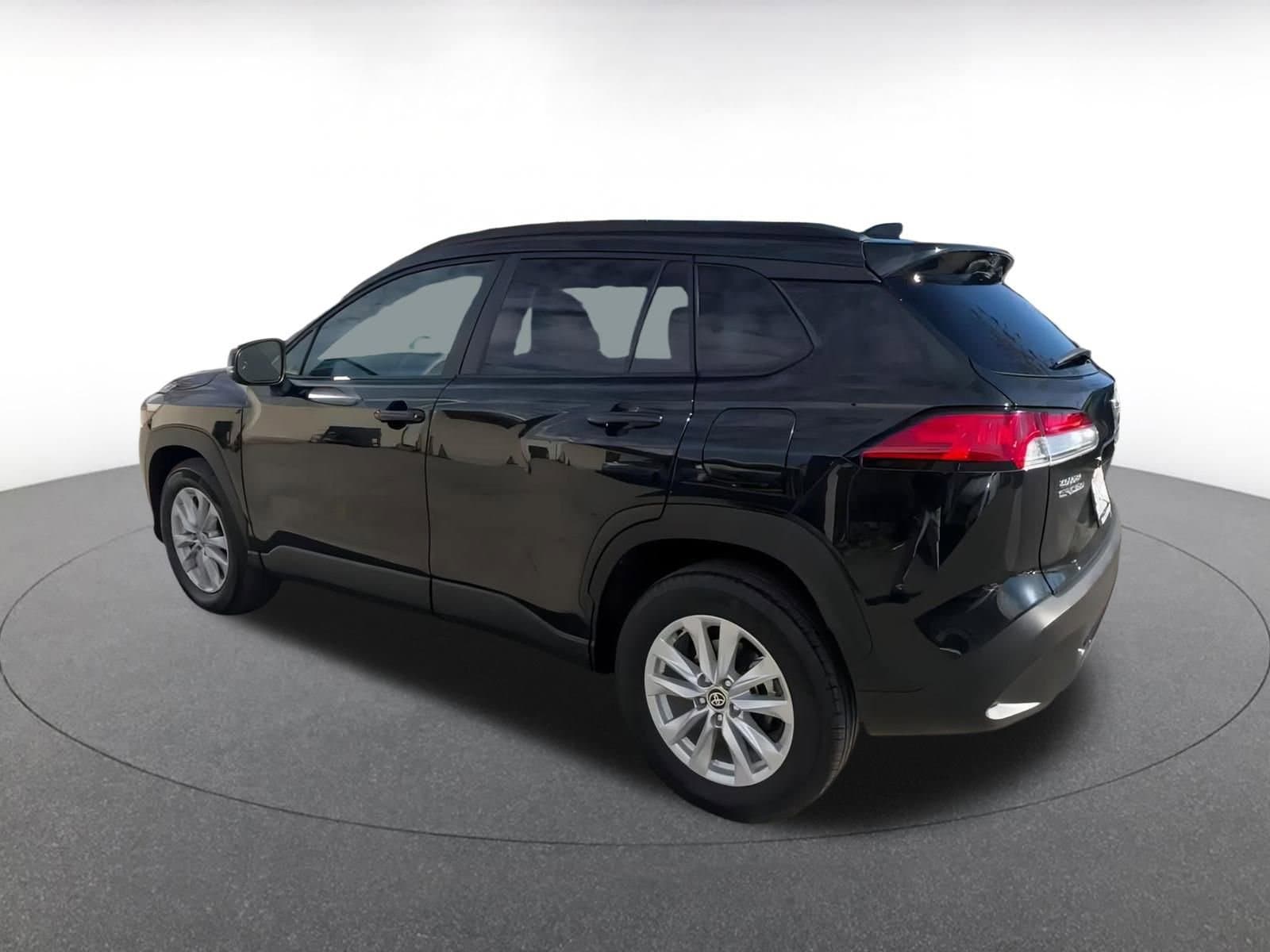 Thumbnail: 2025 Toyota Corolla Cross - 10