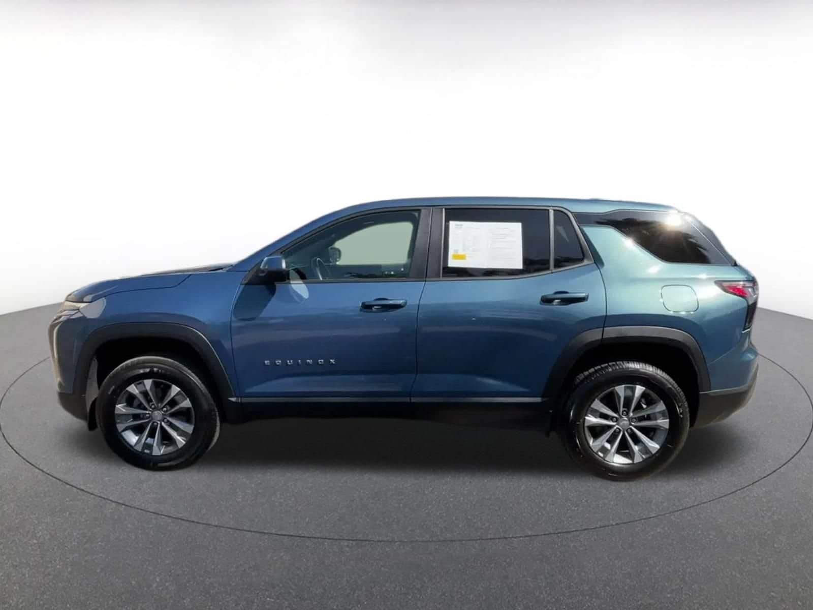 Thumbnail: 2025 Chevrolet Equinox - 8