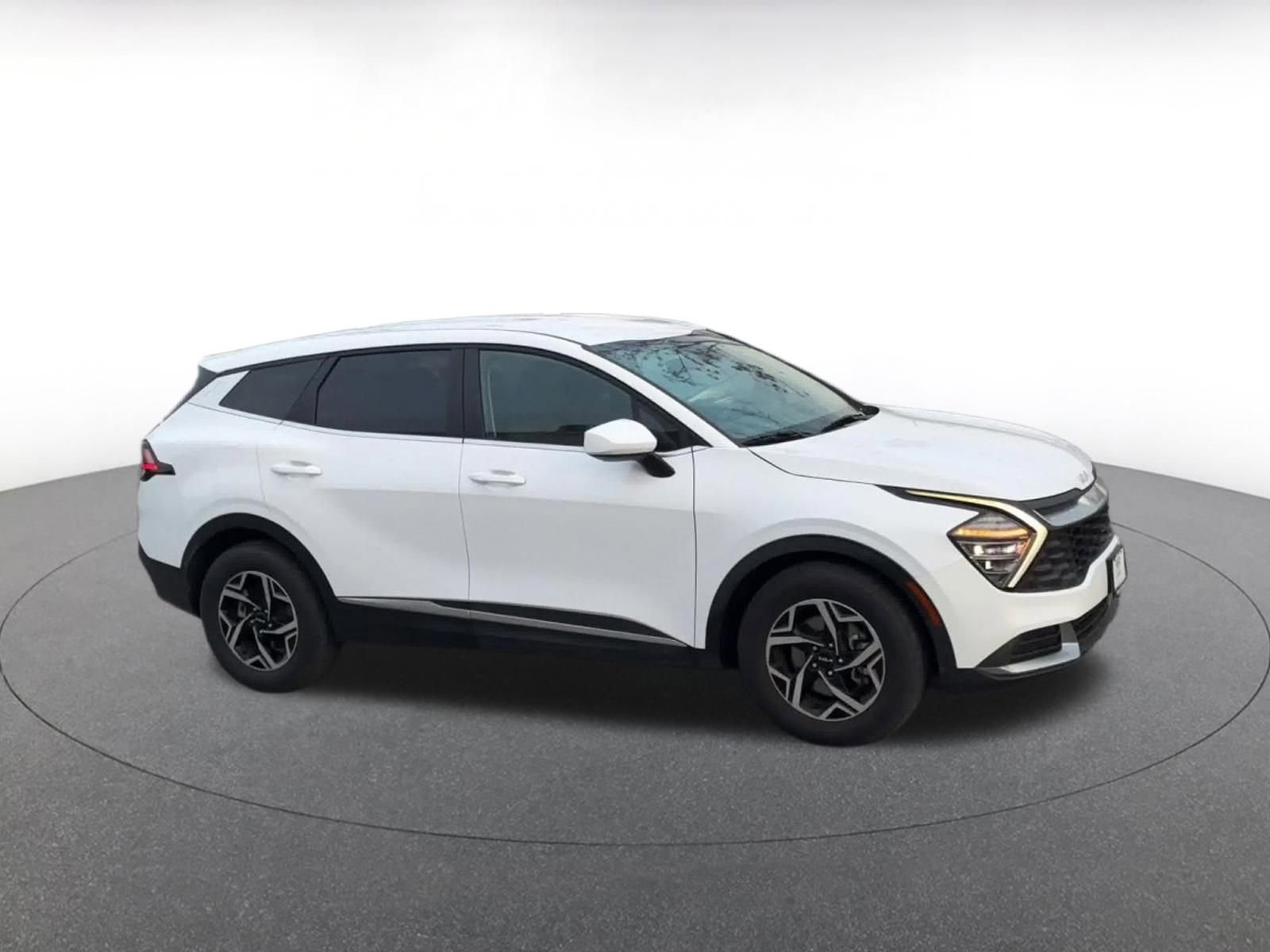 Thumbnail: 2025 Kia Sportage - 2