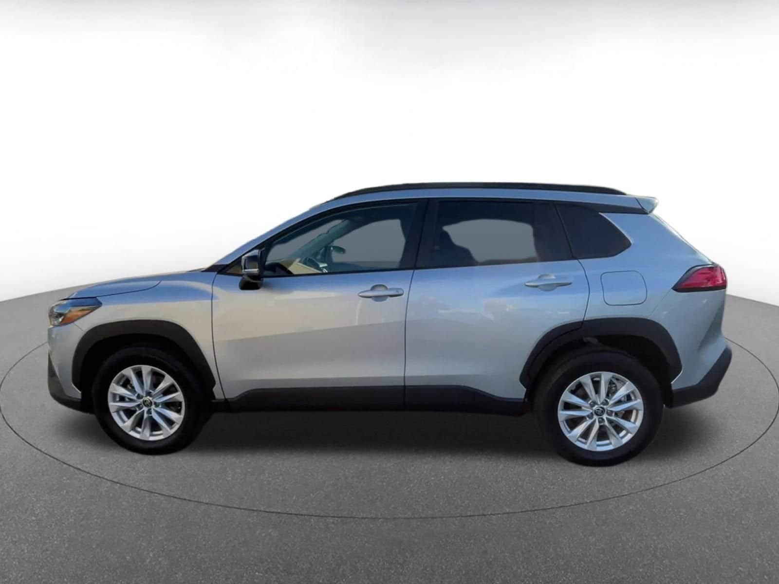 Thumbnail: 2025 Toyota Corolla Cross - 9