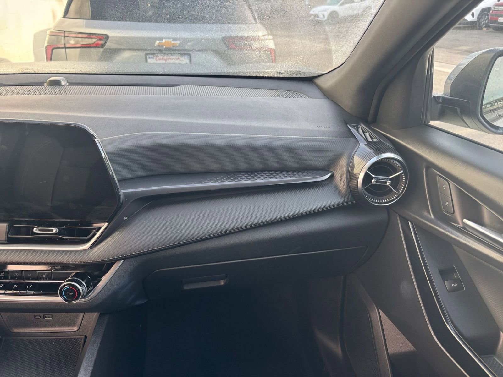 Thumbnail: 2025 Chevrolet Equinox - 35