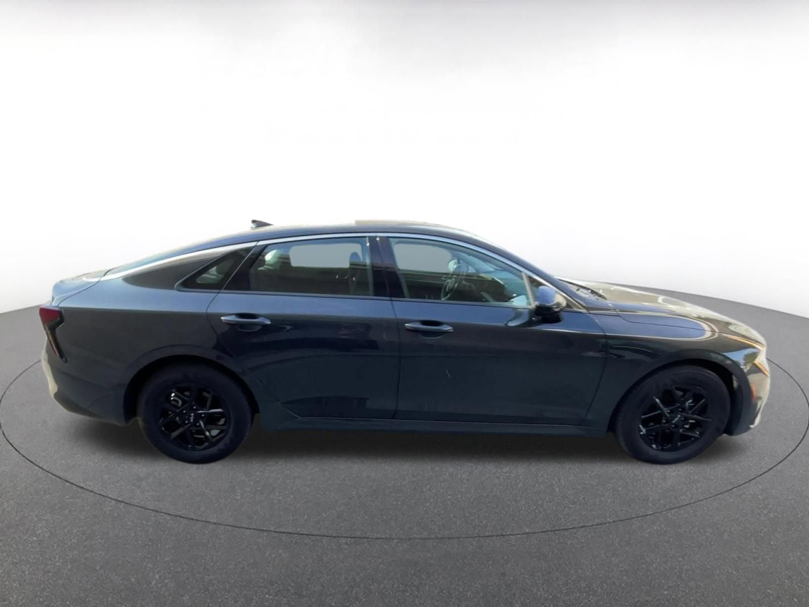 Thumbnail: 2025 Kia K5 - 15