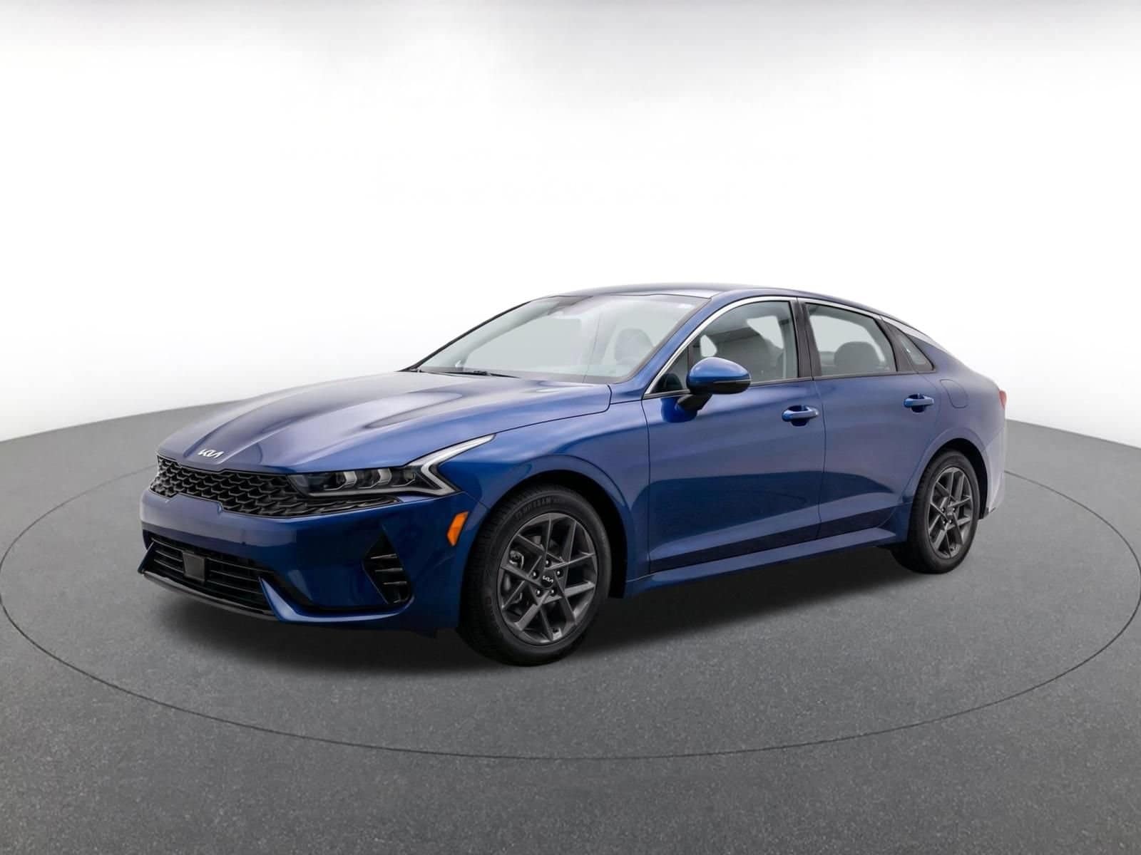 Thumbnail: 2025 Kia K5 - 3