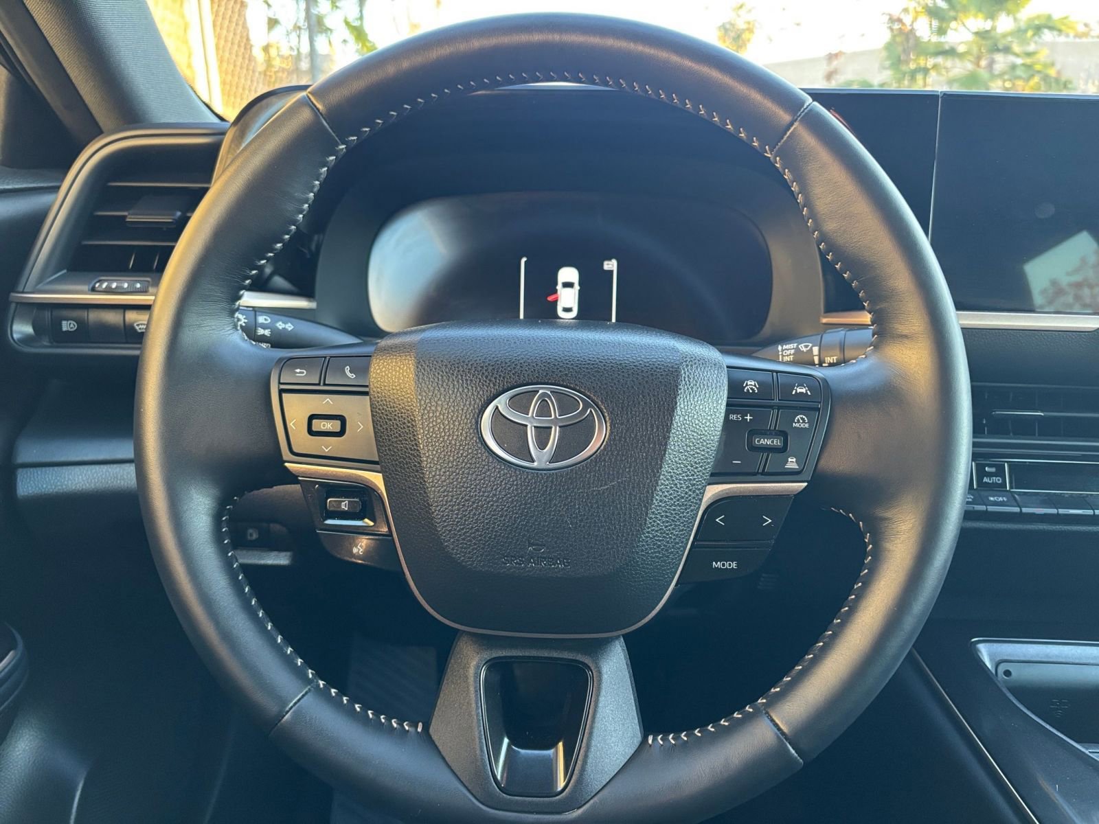 Thumbnail: 2025 Toyota Crown - 28