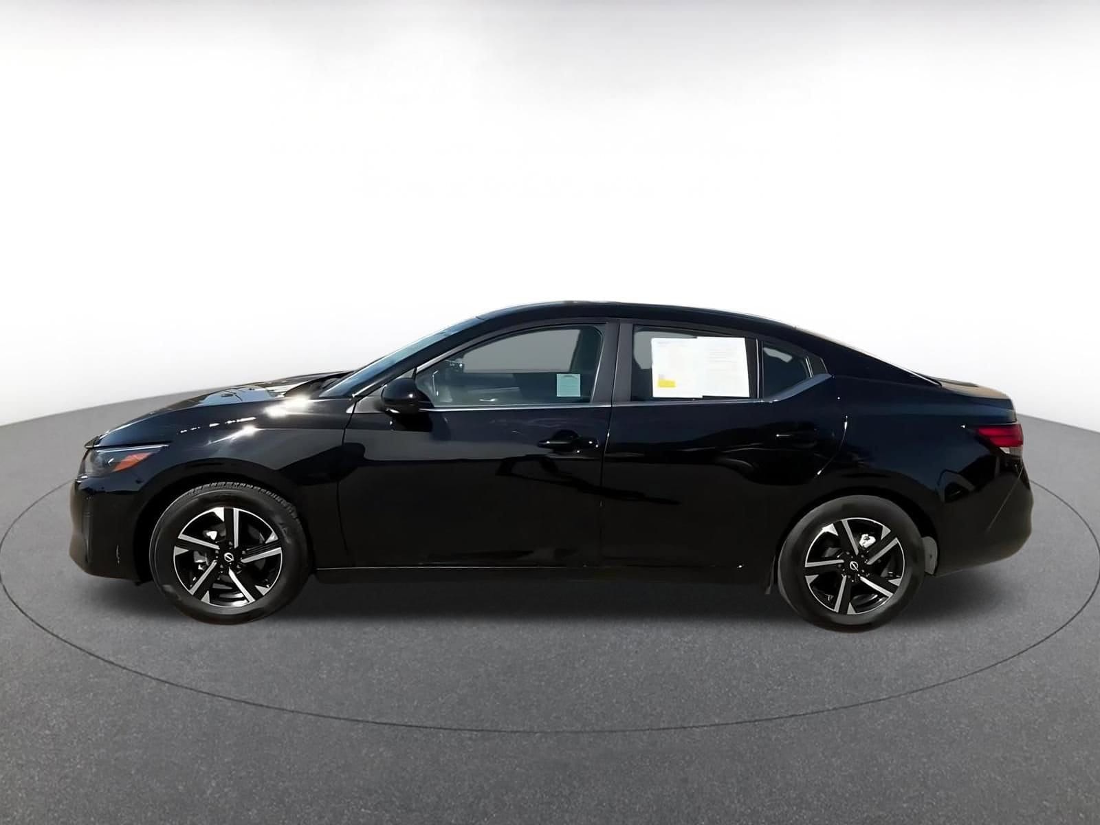 Thumbnail: 2025 Nissan Sentra - 8